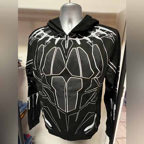 Bioworld Blank Panther Zip-up Sweater Size M - Picture 2 of 6